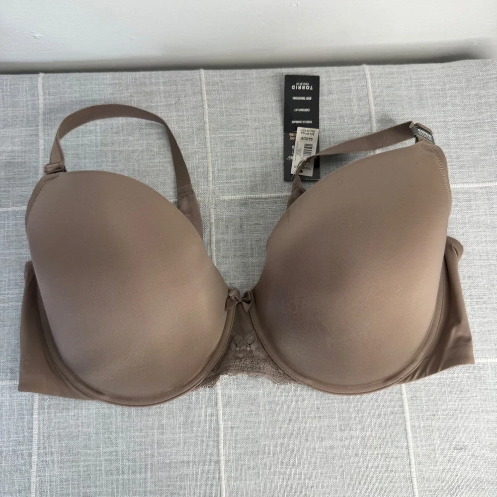 torrid 44DDD‎ 360 Back Smoothing Push Up T Shirt Bra NEW